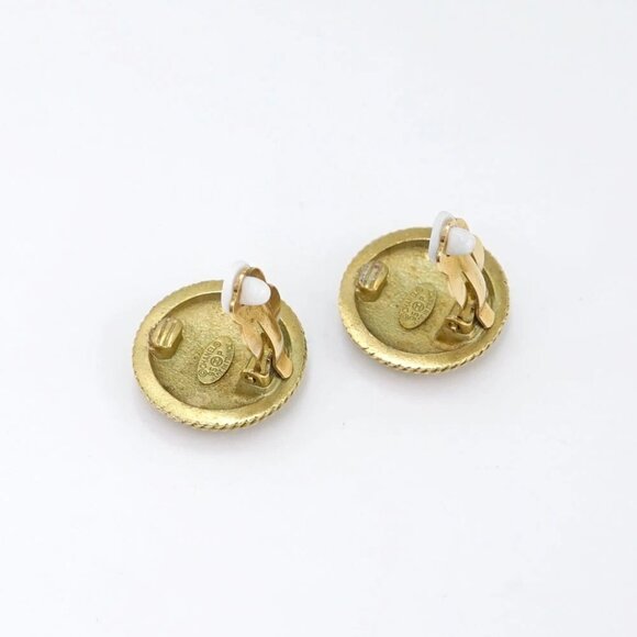 CHANEL CC Logos Round Twist Rope Clip-On Earrings Gold Tone 95P Auth w/Box - Picture 16 of 16